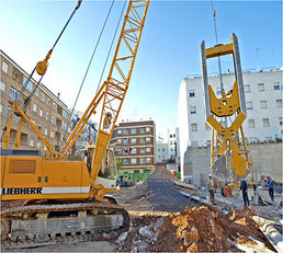 LIEBHERR HS833HD paletli vinç