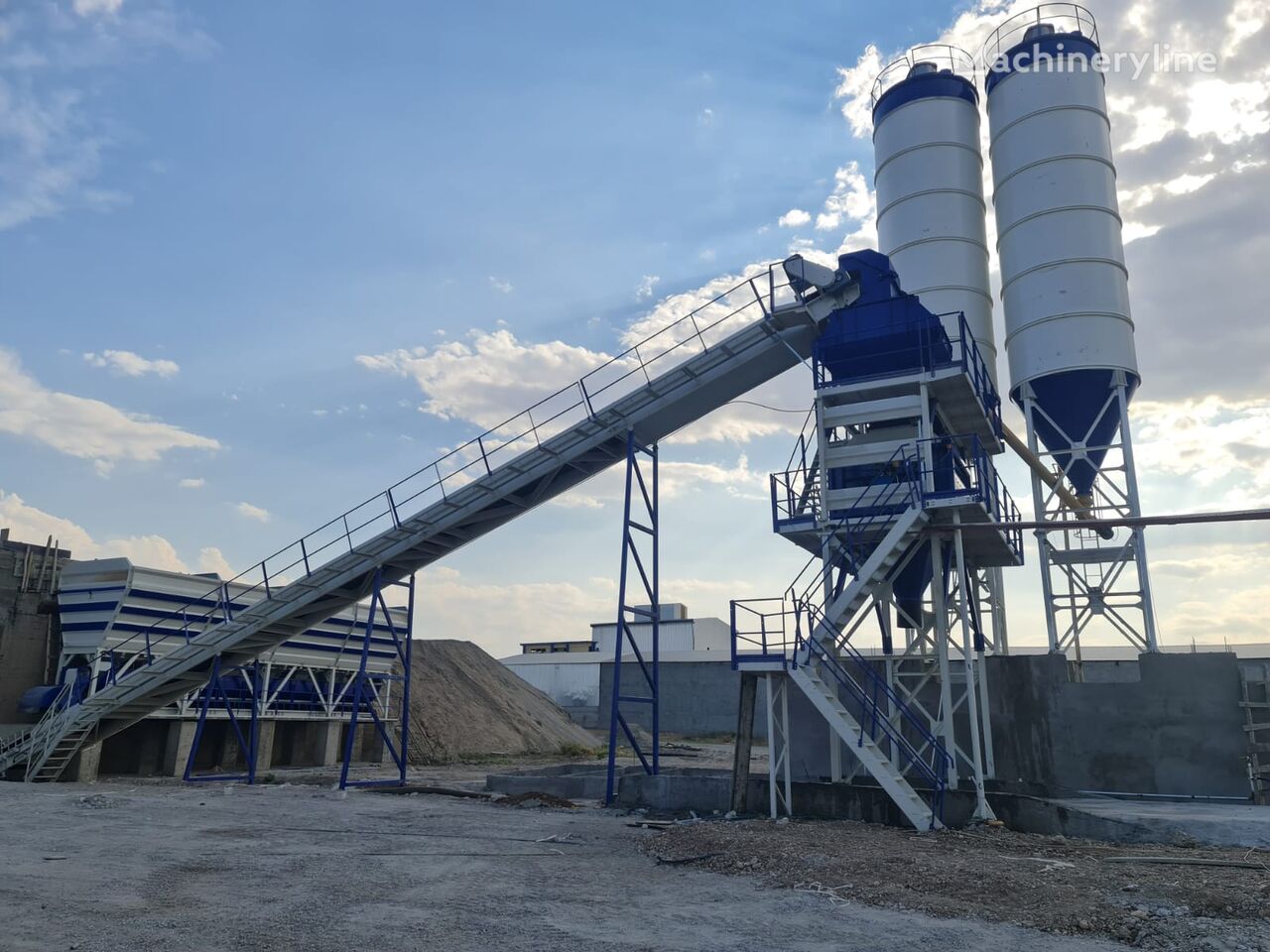 yeni Polygonmach Stationary 135m3 Batching Planr with Double Planetery Mixer beton santrali