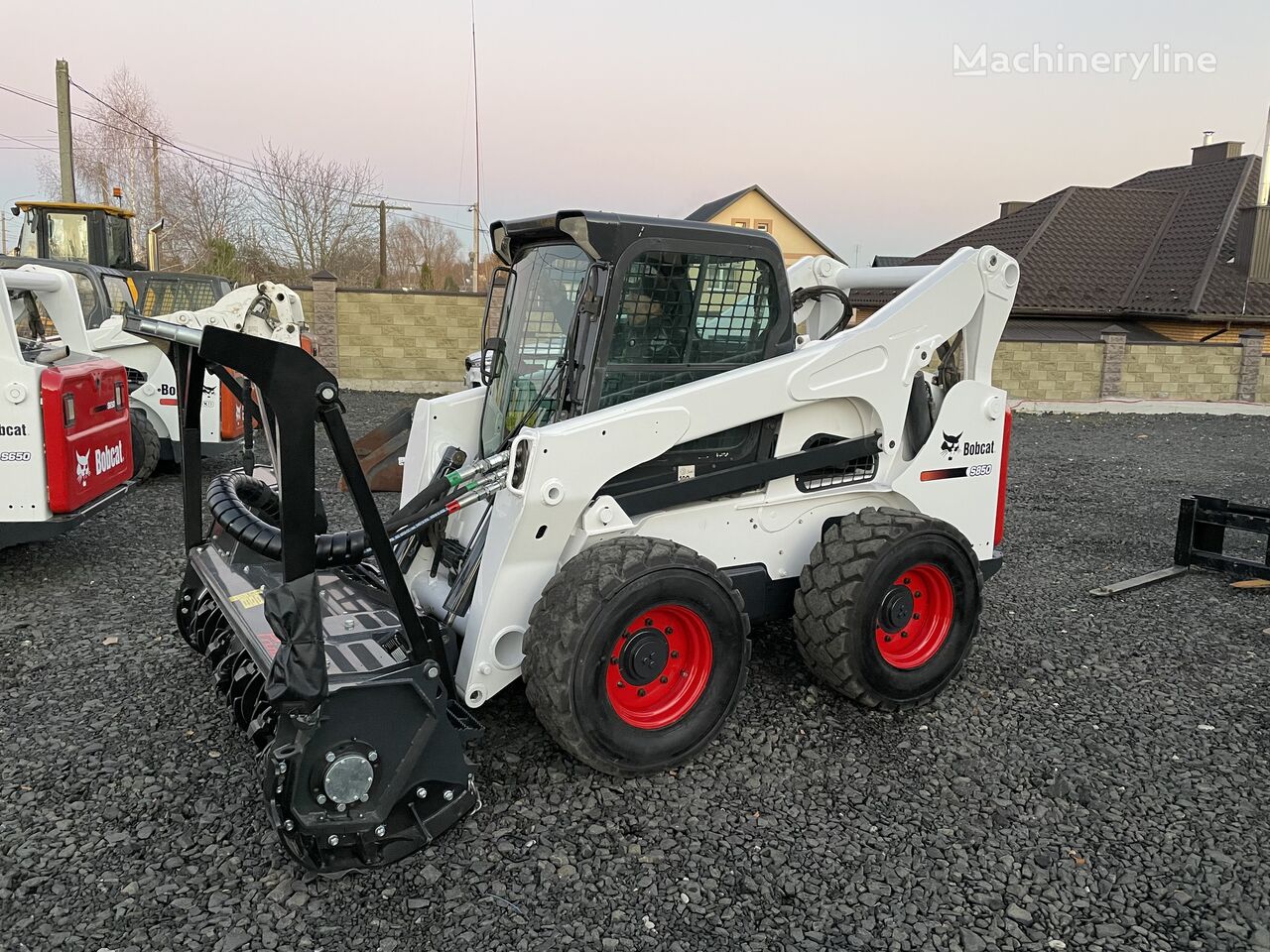 Bobcat S850 High Flow mini yükleyici