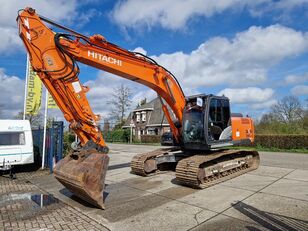 Hitachi ZX210LC-5B paletli ekskavatör