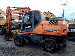 Doosan DX140W tekerlekli ekskavatör