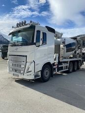 Volvo FH500 8x4 tridem combi truck w/ drum and pump transmikser